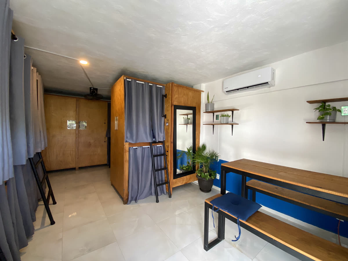Private suite at Maui Hostels Tulum – affordable private room La Veleta